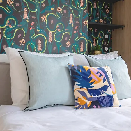 Luxury Designed Studio Near Le Marais